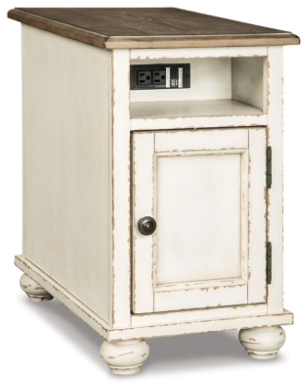 BROOKHAVEN CHAIR SIDE TABLE