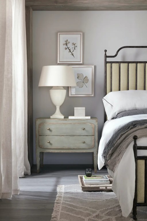 CIAO BELLA GRAY NIGHTSTAND - Image 3