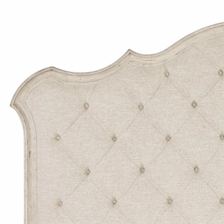 MIRABELLE KING TUFTED BED - Image 4