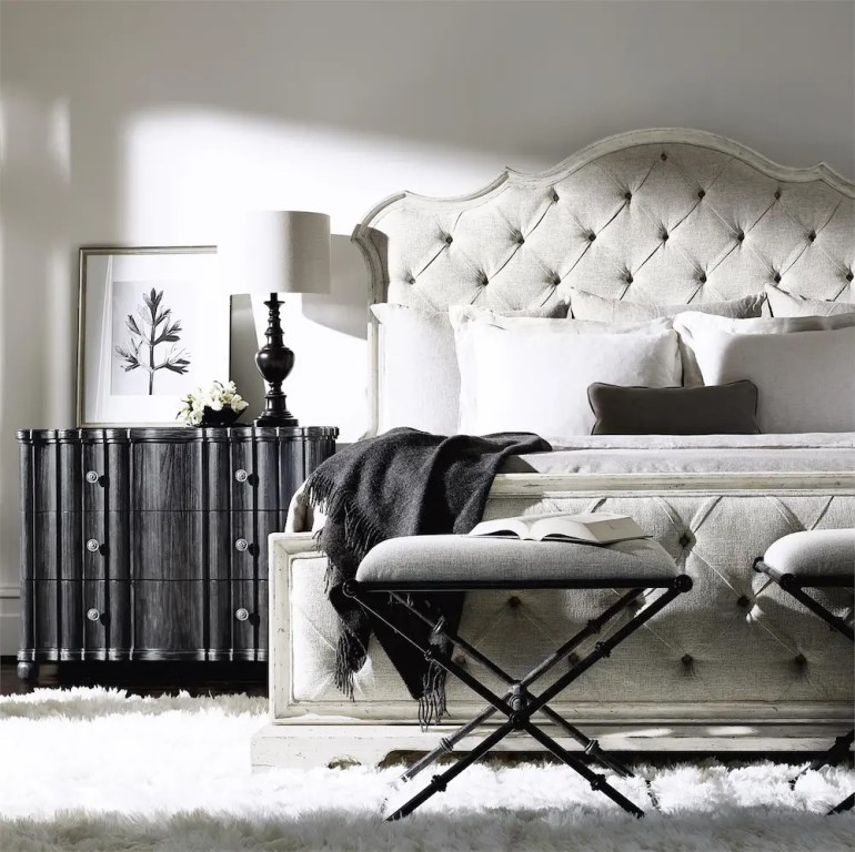 MIRABELLE KING TUFTED BED - Image 6