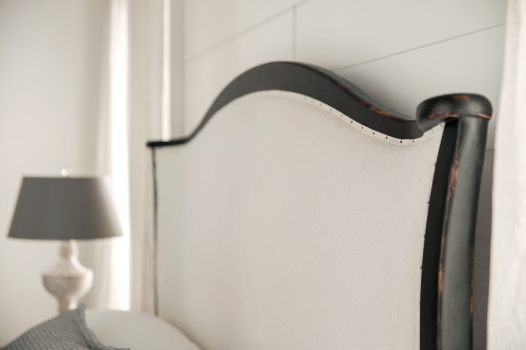 CIAO BELLA BLACK BED - Image 5