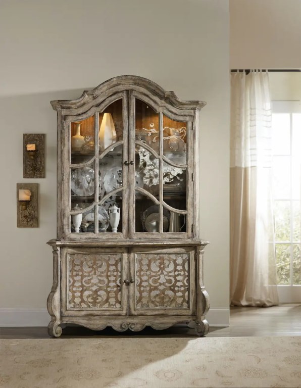 CHATELET TWO DOOR CREDENZA - Image 2